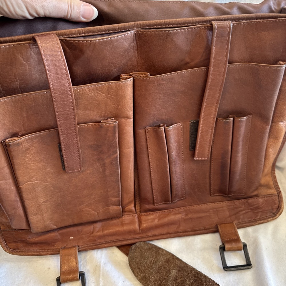 Vintage Geoffrey Beene GB Leather Messenger College Carry On Travel Briefcase - Picture 6 of 14